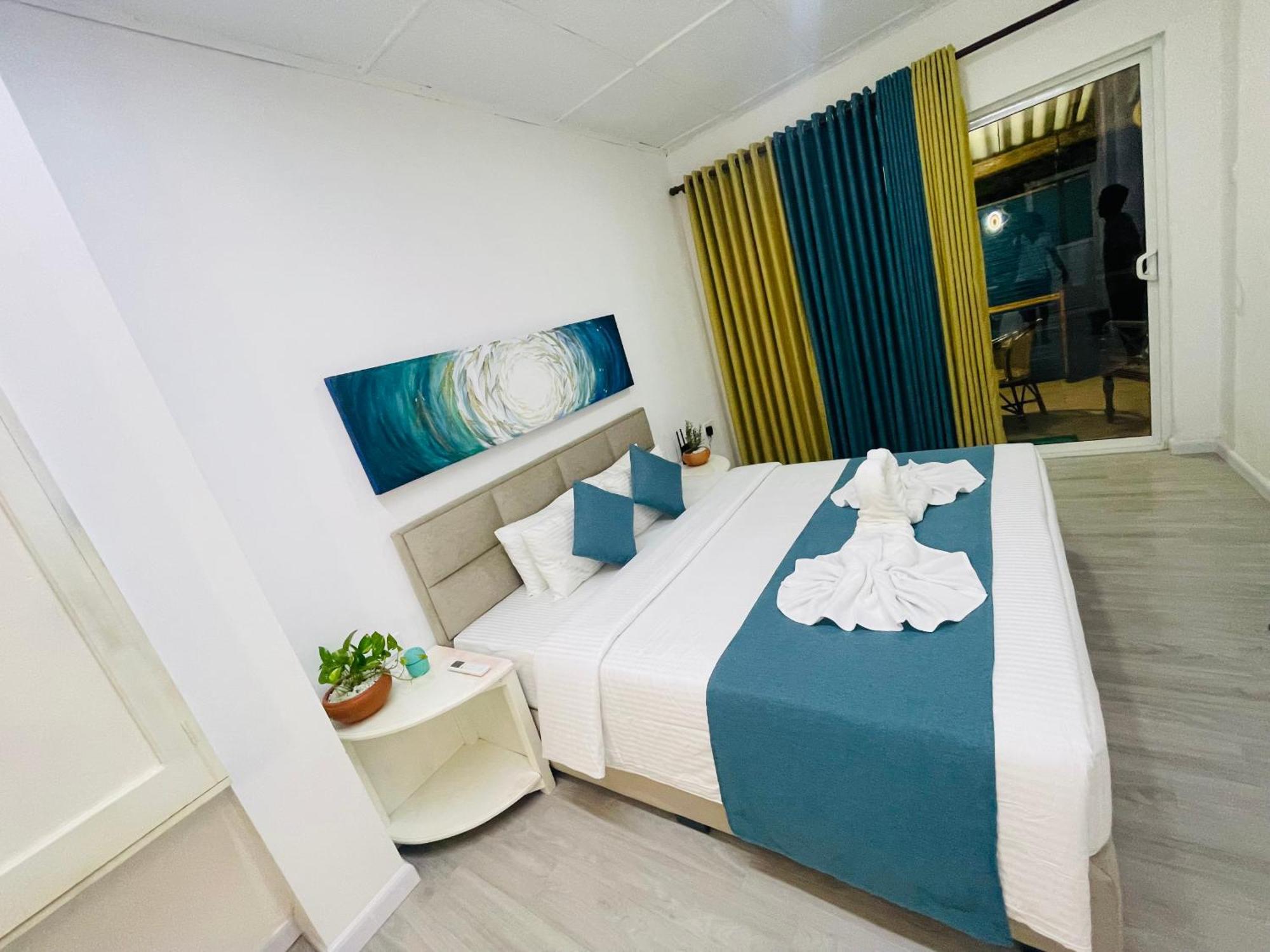 Blue Maalu Resort Амбалангода Экстерьер фото